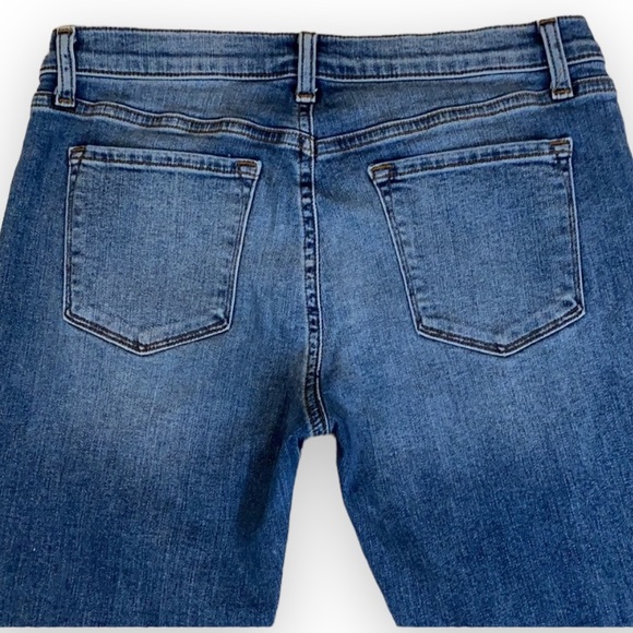 J Brand Sadey Mid Rise Straight Leg Crop Jeans Delphi Wash Raw Hem Size 27 - Picture 7 of 15